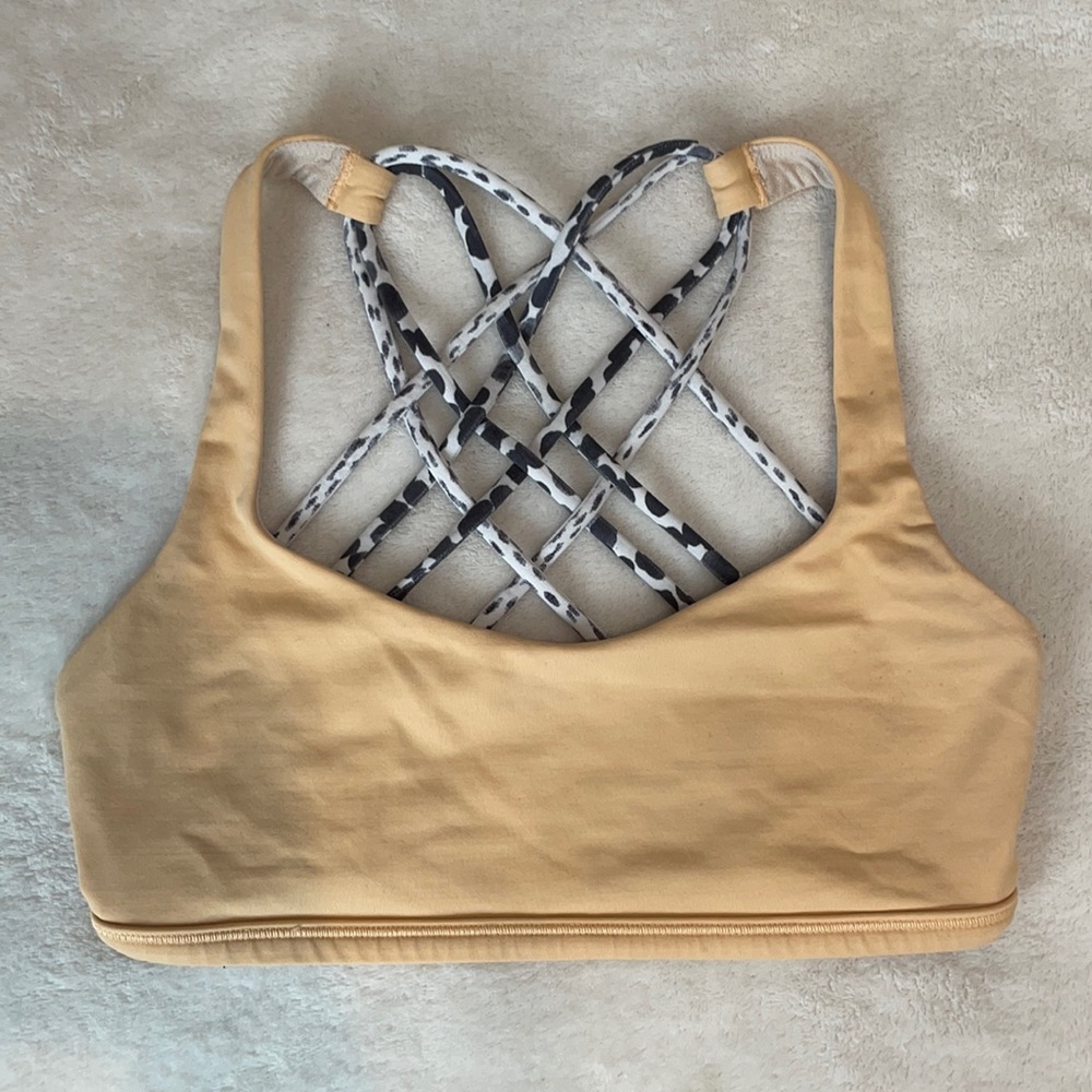 Lululemon sports bra size: 2, New